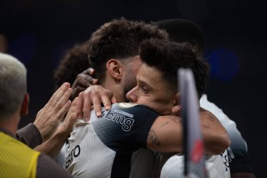 Sao Paulo (SP), Brezilya 07 / 25 / 2024 - Yuri Alberto, Brezilya Şampiyonası 'nın 19. turu için geçerli olan Corinthians ve Gremio arasındaki maçta 25 Temmuz 2024 gecesi golünü kutluyor.