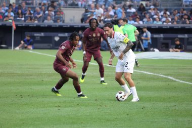 Manchester City, AC Milan 'a karşı, 27 Temmuz 2024, Bronx, New York, ABD: Bu beklenen uluslararası kapalı gişe Yankees Stadyumu' nda The Citizen ve Milan arasında oynanan ve insanların Haaland gibi en sevdikleri oyuncuları izlemekten zevk aldıkları futbol maçı. 
