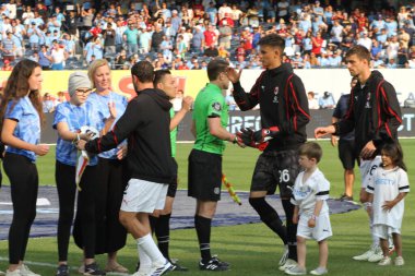 Manchester City ve Milan Friendly. 27 Temmuz 2024, New York, ABD: İngiltere 'nin Manchester City ile İtalya' nın AC Milan takımları arasında 27 Temmuz Cumartesi günü New York Yankee Stadyumu 'nda oynanması beklenen uluslararası futbol müsabakası. 