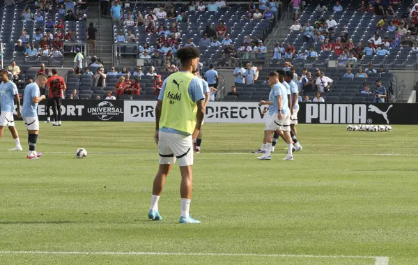 Manchester City ve Milan Friendly. 27 Temmuz 2024, New York, ABD: İngiltere 'nin Manchester City ile İtalya' nın AC Milan takımları arasında 27 Temmuz Cumartesi günü New York Yankee Stadyumu 'nda oynanması beklenen uluslararası futbol müsabakası. 