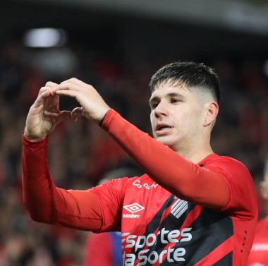 CURITIBA (PR) Brazil 07 / 31 / 2024 Zapelli Athletico Paranaense takımından ve Bragantino 'ya karşı oynadığı ve Copa do Brasil' in 16 raundunun ilk ayağı için geçerli olan maçta golünü kutluyor.