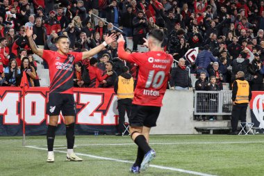 CURITIBA (PR) Brazil 07 / 31 / 2024 Zapelli Athletico Paranaense takımından ve Bragantino 'ya karşı oynadığı ve Copa do Brasil' in 16 raundunun ilk ayağı için geçerli olan maçta golünü kutluyor.