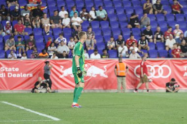 Red Bull Leipzig, Aston Villa Friendly 'e karşı. 31 Temmuz 2024, Harrison, New Jersey, ABD: Aston Villa 'nın 48 numaralı kalecisi Red Bull Leipzig ile Aston Villa arasında 31 Temmuz Çarşamba günü Harrison' daki Red Bull Arena 'da oynanan dostluk maçında