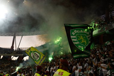Aveiro (PT) Portekiz 08 / 03 / 2024 - Aveiro Municipal Stadyumu 'nda düzenlenen Candido de Oliveira Supertaca finali için geçerli olan Sporting x Porto arasında oynanan karşılaşmada taraftarlar