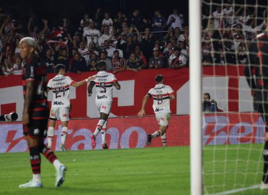 Sao Paulo (SP), Brezilya 03 / 08 / 2024 - Sao Paulo oyuncusu Jonathan Calleri, Sao Paulo ve Flamengo arasında oynanan 2024 Brezilya Şampiyonası serisi A 'nın 21' inci maçında Morumbis 'te golünü kutluyor.
