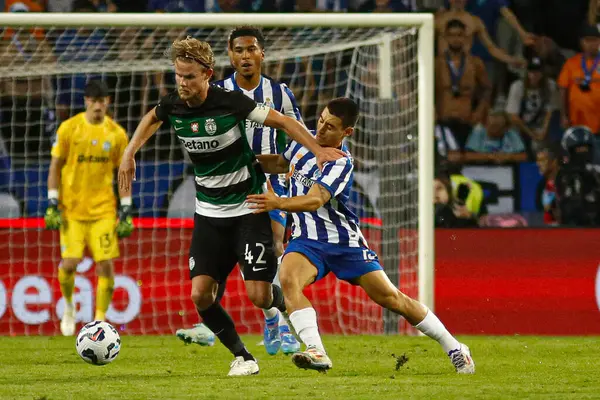 Aveiro (PT) Portekiz 08 / 03 / 2024 - Aveiro Belediye Stadyumu 'nda düzenlenen Candido de Oliveira Süper Kupası finali için geçerli olan Sporting x Porto ile oynanan karşılaşmada Hjulmand Sporting oyuncusu