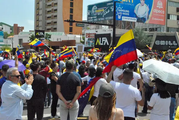 Maracaibo 'daki Venezuela Seçim Dolandırıcılığına Karşı Protesto Yürüyüşü. 3 Ağustos 2024, Maracaibo, Venezuela