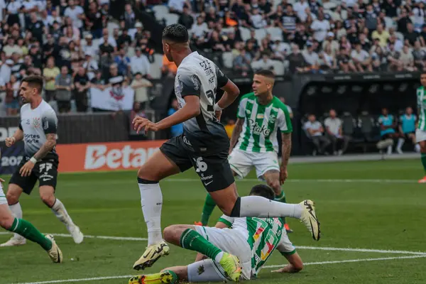 Sao Paulo (SP), Brezilya 08 / 04 / 2024 - Corinthians oyuncusu Wesley Corinthians ve Juventude arasında oynanan karşılaşmada A serisinin 21.