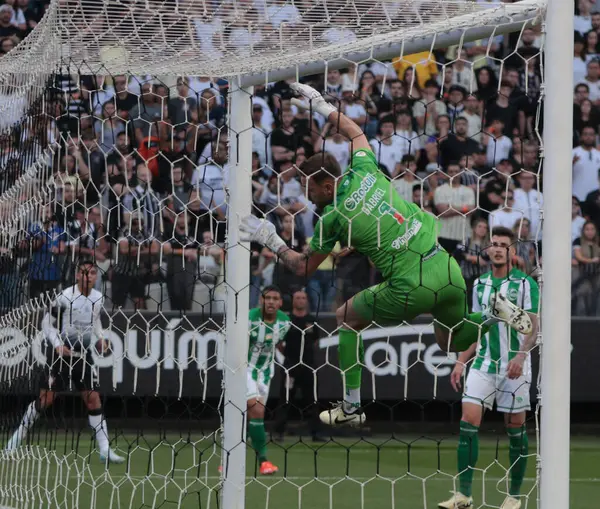 Sao Paulo (SP), Brezilya 08 / 04 / 2024 - Corinthians ve Juventude takımları arasında oynanan karşılaşmada kaleci Gabriel Neo Quimica Arena 'da A serisinin 21.