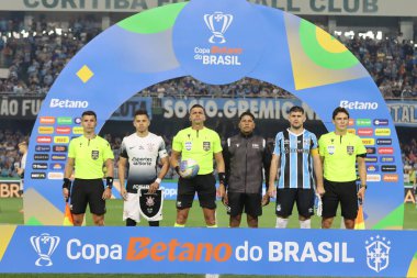 CURITIBA (PR) Brezilya 07 / 08 / 2024 Hakem Bruno Arleu Gremio ve Corinthians arasında Couto Pereira Stadyumu 'nda düzenlenen Copa do Brasil 2024' ün 16 'ncı turu için geçerli olan karşılaşmada