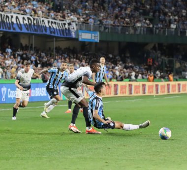 CURITIBA (PR) Brazil 07 / 08 / 2024 Atış Gremio ve Corinthians arasında Couto Pereira Stadyumu 'ndaki Curitiba şehrinde düzenlenen Copa do Brasil 2024 turu için geçerli bir maç sırasında