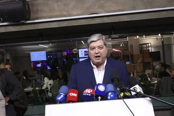 stock image Sao Paulo (SP), Brazil 08/08/2024 The candidate for mayor of the capital of Sao Paulo, Jose Luiz Datena (PSDB), arrives at the Band Debate, the debate will be mediated by journalist Eduardo Oinegue