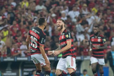 Rio de Janeiro (RJ), Brezilya 08 / 15 / 2024 - Oyuncu Leo Pereira, Flamengo ve Bolivar arasında oynanan ve 2024 Copa Libertadores da America 'nın 16.