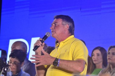 NATAL (RN), Brezilya 08 / 15 / 2024 - Eski başkan Jair Messias Bolsonaro, siyasi gündemini tamamlamak üzere Natal şehrine geldi. Eski başkan güne 96 FM 'de bir röportajla başladı ve etkinliklere katıldı. 