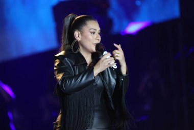 SAO PAULO (SP), Brezilya 08 / 17 / 2024 - Şarkıcı Simone Mendes, Farraial sırasında, Brezilya 'nın en büyük country müzik festivallerinden biri olan Arena Anhembi' de düzenlendi