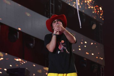 SAO PAULO (SP), Brezilya 08 / 17 / 2024 - Brezilya 'nın en büyük country müzik festivallerinden biri olan Farraial sırasında şarkıcı Nattan' ın gösterisi, Arena Anhembi 'de gerçekleşti.