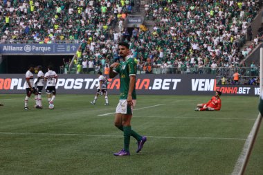 Sao Paulo (SP), Brezilya 08 / 18 / 2024 - Player Lopez Brezilya Şampiyonası 'nın 23. turunda geçerli olan Palmeiras ve Sao Paulo arasındaki maçta ikinci golünü attı ve kutladı.