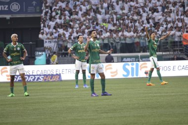 Sao Paulo (SP), Brezilya 08 / 18 / 2024 - Player Lopez Brezilya Şampiyonası 'nın 23. turunda geçerli olan Palmeiras ve Sao Paulo arasındaki maçta ikinci golünü attı ve kutladı.