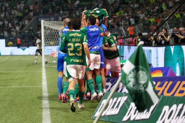 Sao Paulo (SP), Brezilya 08 / 18 / 2024 - Player Lopez Brezilya Şampiyonası 'nın 23. turunda geçerli olan Palmeiras ve Sao Paulo arasındaki maçta ikinci golünü attı ve kutladı.