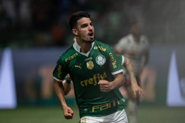 Sao Paulo (SP), Brezilya 08 / 18 / 2024 - Flaco Lopez, Brezilya Şampiyonası 'nın 23. turunda geçerli olan Palmeiras ve Sao Paulo arasındaki maçta ilk golünü kutladı