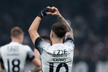 Sao Paulo (SP), Brezilya 08 / 20 / 2024 - Rodrigo Garro, Corinthians ve Red Bull Bragantino arasındaki maçtaki golünü kutluyor.