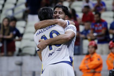 ForTALEZA (CE), Brezilya 08 / 21 / 2024 - Oyuncu Mallo, Fortaleza ile Rosario Central arasında oynanan ve Conmebol Sudamericana 2024 'ün 16. Raundunda geçerli olan maçta golünü kutluyor