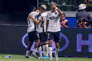 Sao Paulo (SP), Brezilya 08 / 21 / 2024 - Botafogo oyuncusu Savarino, Palmeiras ile Botafogo arasında oynanan karşılaşmada golünü attı ve Copa Conmebol Libertadores 'in 16 raundunun ikinci ayağı için geçerli olan golünü kutladı.