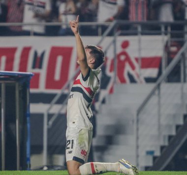 Sao Paulo (SP), Brezilya 08 / 22 / 2024 - Sao Paulo 'lu Damian Bobadilla, Sao Paulo ile Nacional arasında oynanan ve Conmebol Libertadores Kupası' nın 16 'ncı turunda geçerli olan maçta golünü kutluyor.
