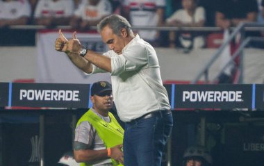 Sao Paulo (SP), Brezilya 08 / 22 / 2024 - Koç Martin Lasarte, Sao Paulo ve Nacional arasında oynanan maçta, Conmebol Libertadores Kupası 'nın 16.