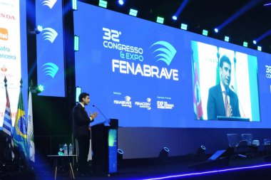 Sao Paulo (SP), 08 / 22 / 2024 - Merkez Bankası Müdürü Gabriel Galipolo, ülkedeki otomotiv bayilerinin temsilcilerinin bir araya geldiği 32. Fenabrave Kongresine katıldı
