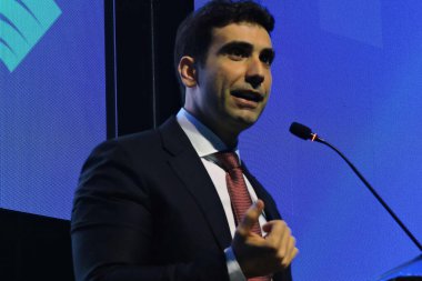 Sao Paulo (SP), 08 / 22 / 2024 - Merkez Bankası Müdürü Gabriel Galipolo, ülkedeki otomotiv bayilerinin temsilcilerinin bir araya geldiği 32. Fenabrave Kongresine katıldı