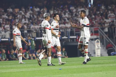 Sao Paulo (SP), Brezilya 08 / 22 / 2024 - Sao Paulo 'lu Damian Bobadilla, Sao Paulo ile Nacional arasında oynanan ve Conmebol Libertadores Kupası' nın 16 'ncı turunda geçerli olan maçta golünü kutluyor.