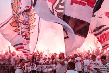 Sao Paulo (SP), Brezilya 08 / 22 / 2024 - Sao Paulo ve Nacional arasındaki karşılaşmaya katılan taraftarlar, Conmebol Libertadores Kupası 'nın 16' ncı turu için geçerli olan Sao Paulo takımını karşıladı