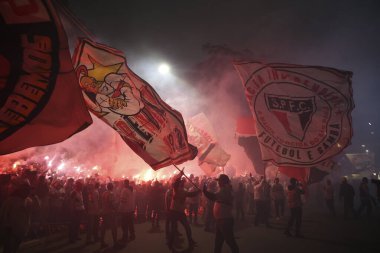 Sao Paulo (SP), Brezilya 08 / 28 / 2024 - Brezilya Kupası çeyrek finalleri için Sao Paulo ve Atletico Mineiro arasında oynanan maçtan önce Morumbis Stadyumu 'nda taraftarların hareketi