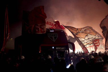 Sao Paulo (SP), Brezilya 08 / 28 / 2024 - Brezilya Kupası çeyrek finalleri için Sao Paulo ve Atletico Mineiro arasında oynanan maçtan önce Morumbis Stadyumu 'nda taraftarların hareketi