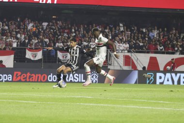 Sao Paulo (SP), Brezilya 08 / 28 / 2024 - Sao Paulo ve Atletico Mineiro arasında oynanan maçta Brezilya Kupası çeyrek finallerinin ilk ayağı olan Morumbis Stadyumu 'nda oynayan Robert Arboleda