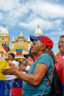 Maracaibo (VEN), 08 / 28 / 2024 - Venezuela 'daki Cumhurbaşkanlığı Seçimlerinden bir ay sonra, Venezuela muhalefet lideri Maria Corina Machado, bir kez daha sokaklara sahte sonuçlara karşı çağrısında bulundu