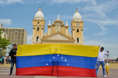 Maracaibo (VEN), 08 / 28 / 2024 - Venezuela 'daki Cumhurbaşkanlığı Seçimlerinden bir ay sonra, Venezuela muhalefet lideri Maria Corina Machado, bir kez daha sokaklara sahte sonuçlara karşı çağrısında bulundu