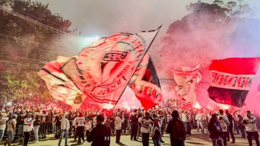 Sao Paulo (SP), Brezilya 08 / 28 / 2024 - Brezilya Kupası çeyrek finalleri için Sao Paulo ve Atletico Mineiro arasında oynanan maçtan önce Morumbis Stadyumu 'nda taraftarların hareketi