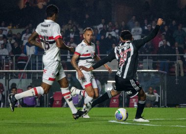 Sao Paulo (SP), Brezilya 08 / 28 / 2024 - Brezilya Kupası çeyrek finalleri için Sao Paulo ile Atletico Mineiro arasında oynanan maçta Gustavo Scarpa 'nın hücum oyunu