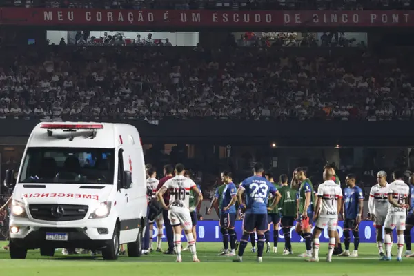 Sao Paulo (SP), Brezilya 08 / 28 / 2024 - (URG) Nacional 'li Juan Izquierdo' nun (URG) son oyunu, Sao Paulo ve Nacional arasında oynanan maçta bayılarak öldü.