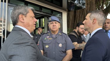 SAO PAULO (SP) Brazil 08 / 29 / 2024 - Sao Paulo kentinin Valisi, Tarcisio de Freitas, Sao Paulo kentinin Kamu Güvenliği Bakanı Guilherme Derrite eşliğinde yeni bir Başbakanlık Üssü 'nün açılışını gerçekleştirdi. 