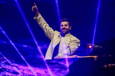 SAO PAULO (SP), Brezilya 08 / 29 / 2024 - Budweiser tarafından tanıtılan etkinliğin büyük yıldızı DJ Alok 'un sunumu, 