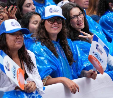 Khalid, Rockefeller Plaza 'da Today Show' da canlı performans sergiliyor. 30 Ağustos 2024, New York, ABD. Bu sabah Khalid, Today Show 'daki Citi Konser Serisi için Rockefeller Plaza' yı yaktı. Khalid Amerikalı bir şarkıcı ve söz yazarı.