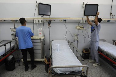 Gazze 'deki Al-Shifa Hastanesi' nin acil servisi yeniden açıldı. 1 Eylül 2024, Gazze, Filistin: Hastanenin büyük bir bölümü İsrail ordusu tarafından yok edildiği için Gazze 'deki Al-Shifa Hastanesi' nin yeniden açılması 