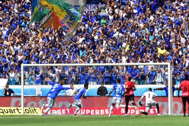 Belo Horizonte (MG), Brezilya 09 / 01 / 2024 Willian Cruzeiro 'dan ve Atletico Goianiense ile oynadığı maçta Brezilya Şampiyonluk Serisi A' nın 25. turu için geçerli olan golünü kutluyor.