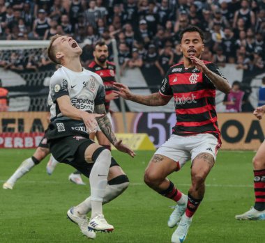 Sao Paulo (SP), Brezilya 09 / 01 / 2024 Charles Korintliler ve Flamengo arasında oynanan 2024 Brezilya Şampiyonası serisi A 'nın 25. turunda, Neo Quimica Arena' da oynanan karşılaşmada