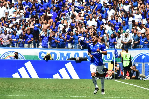 stock image Belo Horizonte (MG), Brazil 09/01/2024  Willian from Cruzeiro scores and celebrates his goal in a match against Atletico Goianiense, valid for the 25th round of the Brazilian Championship Series A