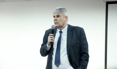 Rio de Janeiro (RJ), Brezilya 09 / 02 / 2024 The Minister of Ports and Airports, Silvio Costa Filho, Infraero başkanı Rogerio Barzellay ve Operasyon Müdürü Eduardo Gonzaga ile birlikte bu Pazartesi (2) duyurdular.)