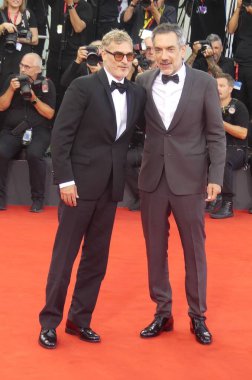 VENICE (IT), İtalya 09 / 04 / 2024 - 81. Venedik Uluslararası Film Festivali, Kırmızı Halı Kadını Gaga ve Joaquin Phoenix 'in 